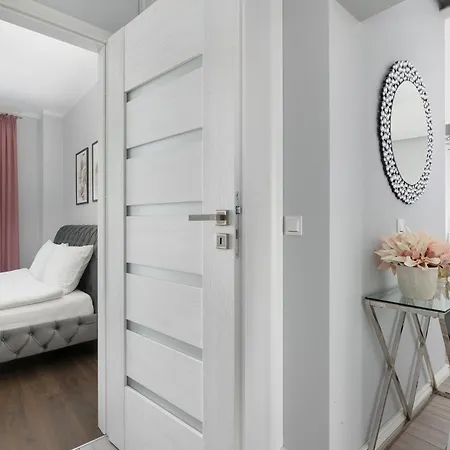 Apartment Krolewicza Royal Chic By Bookinghost Stettin